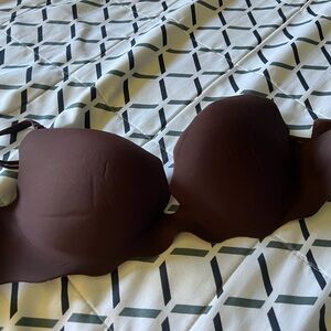 34 C runs small new Victoria’s Secret